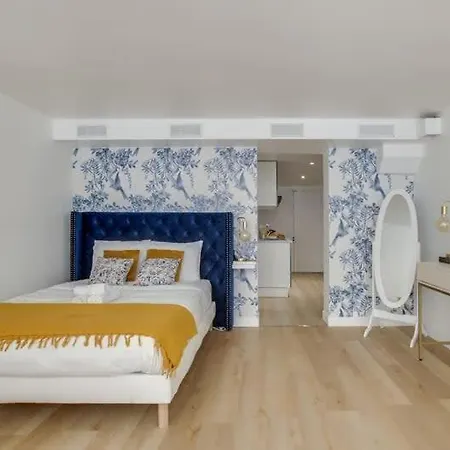 Apartment Modern French Studio Charm In The City